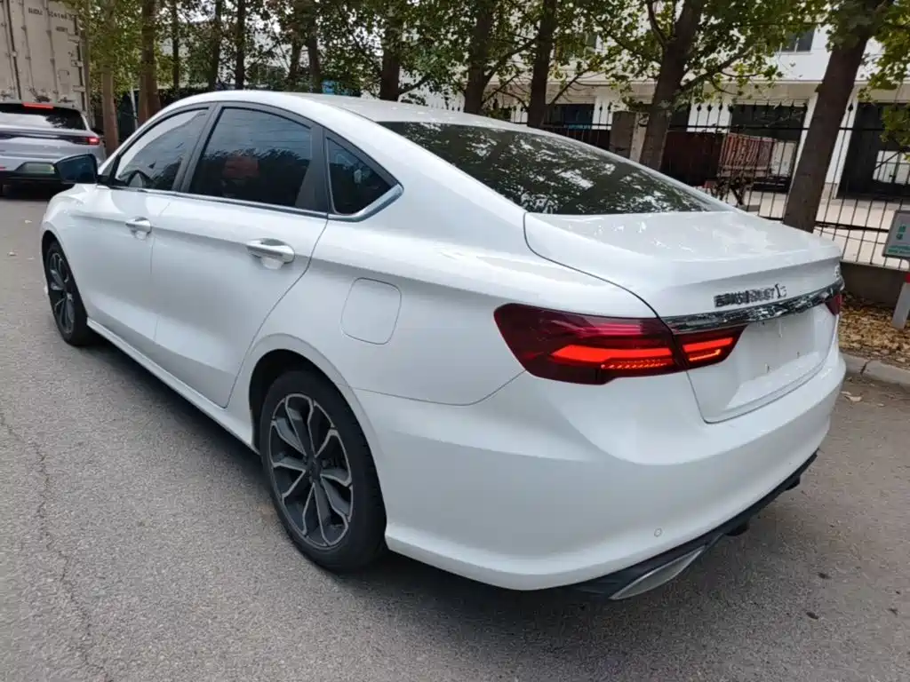 Geely Binrui — миниатюра 5