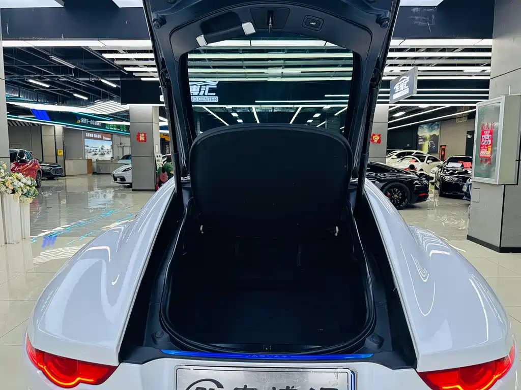 Jaguar F-TYPE — миниатюра 18