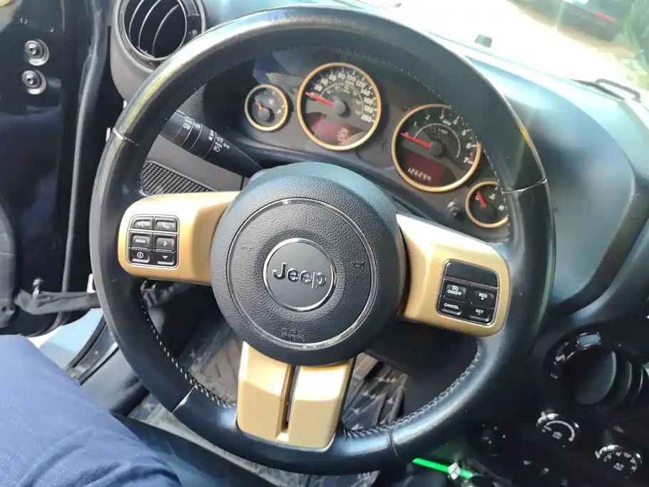 Jeep Wrangler — миниатюра 15