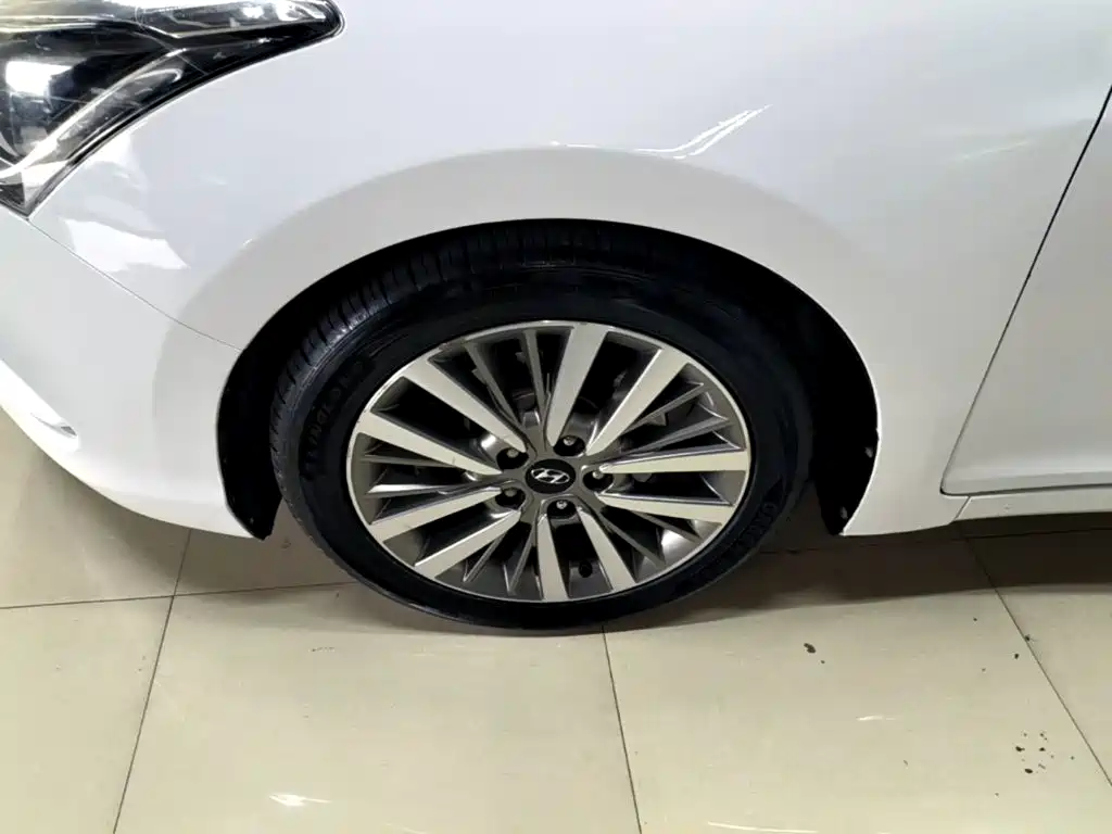 Hyundai Mistra — миниатюра 23