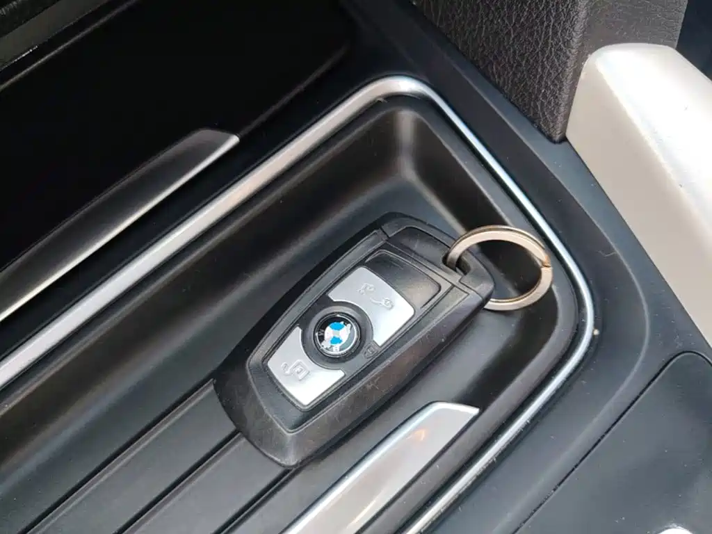 BMW 3 Series — миниатюра 9