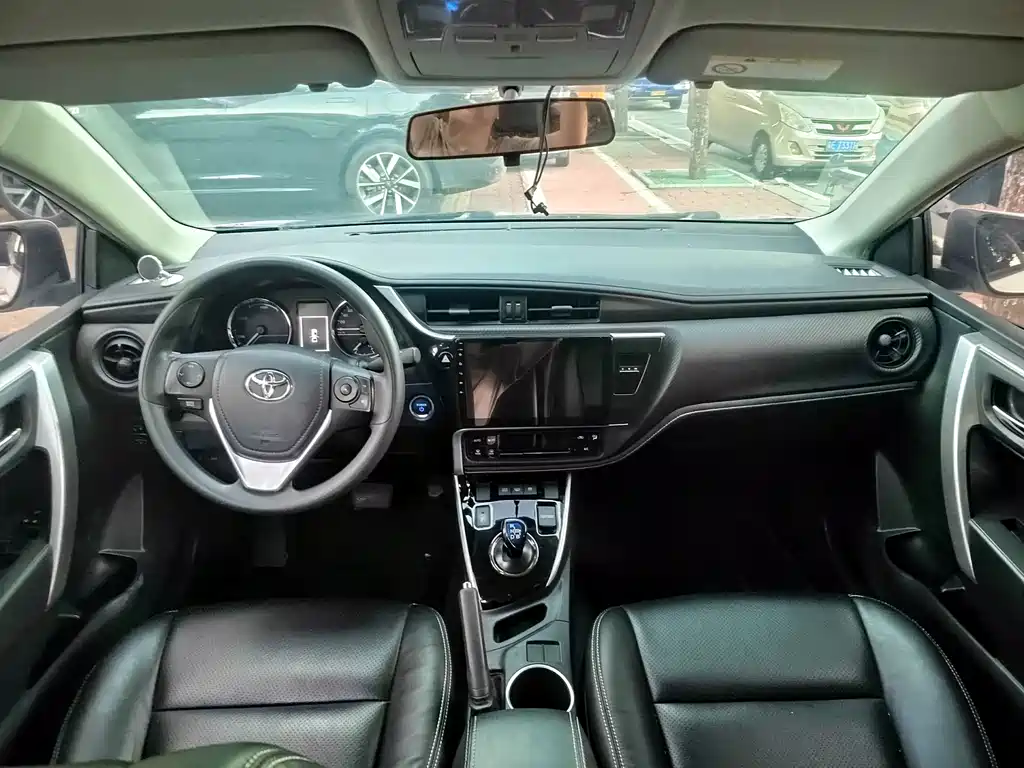 Toyota Levin Twin Engine E+ — миниатюра 8