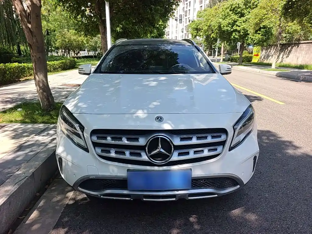 Mercedes-Benz GLA — миниатюра 3