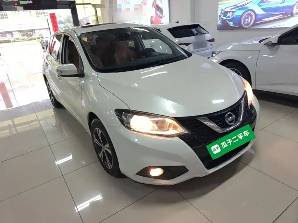 Nissan Tiida — миниатюра 4