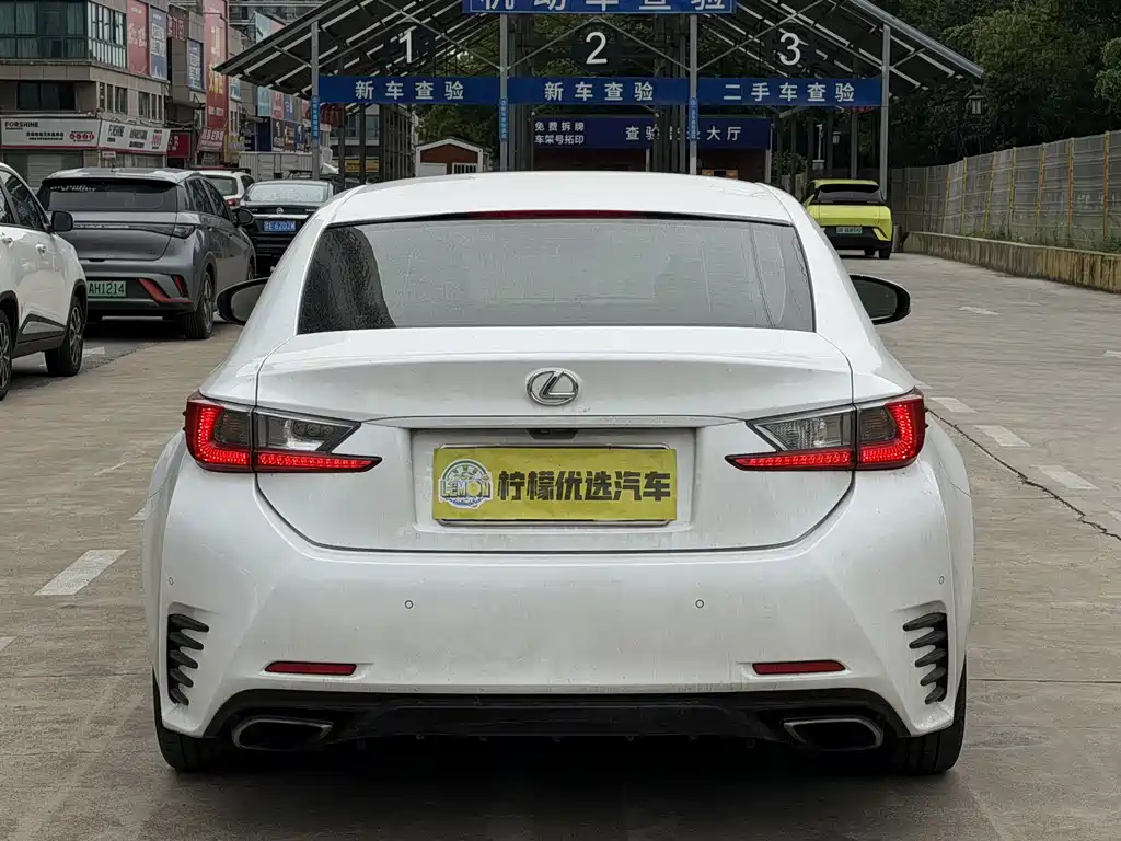 Lexus RC 2016 200t F SPORT