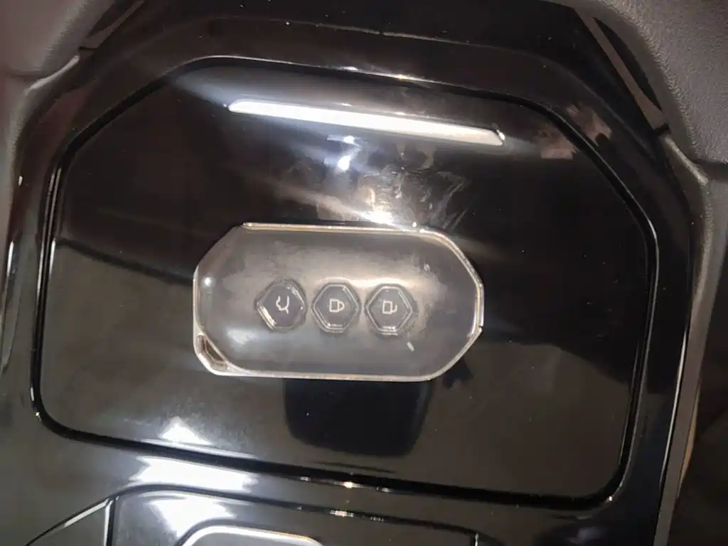 Wuling Victory — миниатюра 9