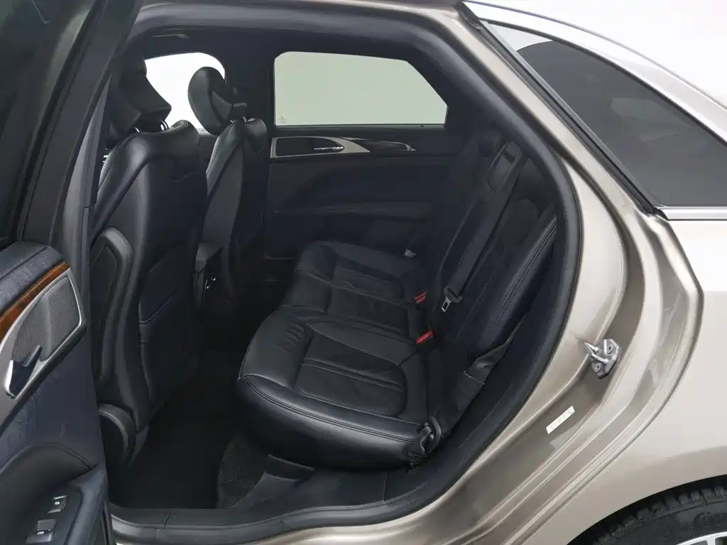 Lincoln MKZ — миниатюра 15