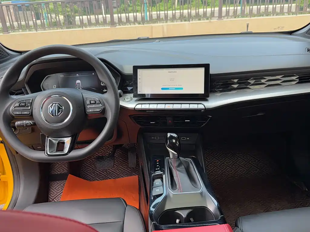 MG MG5 — миниатюра 12