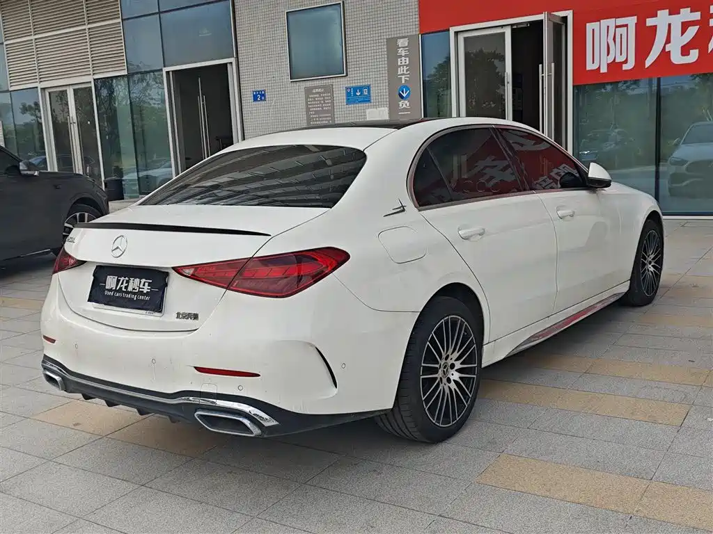 Mercedes-Benz C-Class — миниатюра 5
