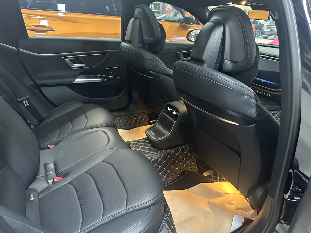 Mercedes-Benz E-Class E 2024 E 300 L Fashion Sport