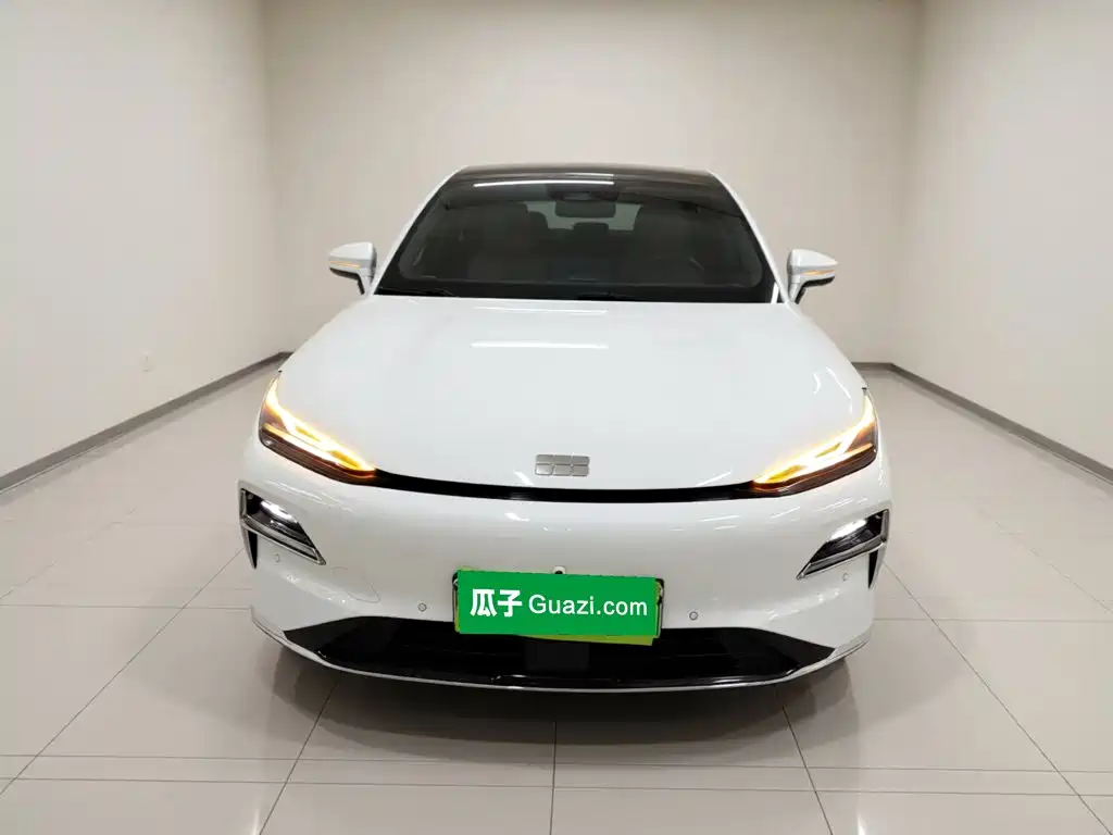 Geely Galaxy Galaxy 8 8 2025 130km EM-i Flagship