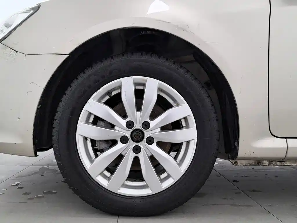 Roewe 350 — миниатюра 17