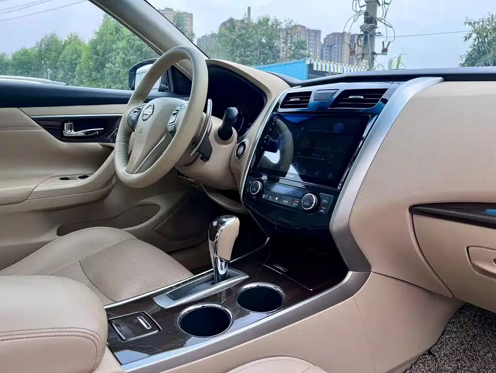 Nissan Teana — миниатюра 15