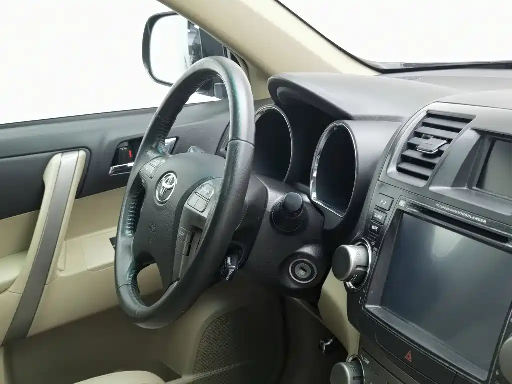 Toyota Highlander — миниатюра 22