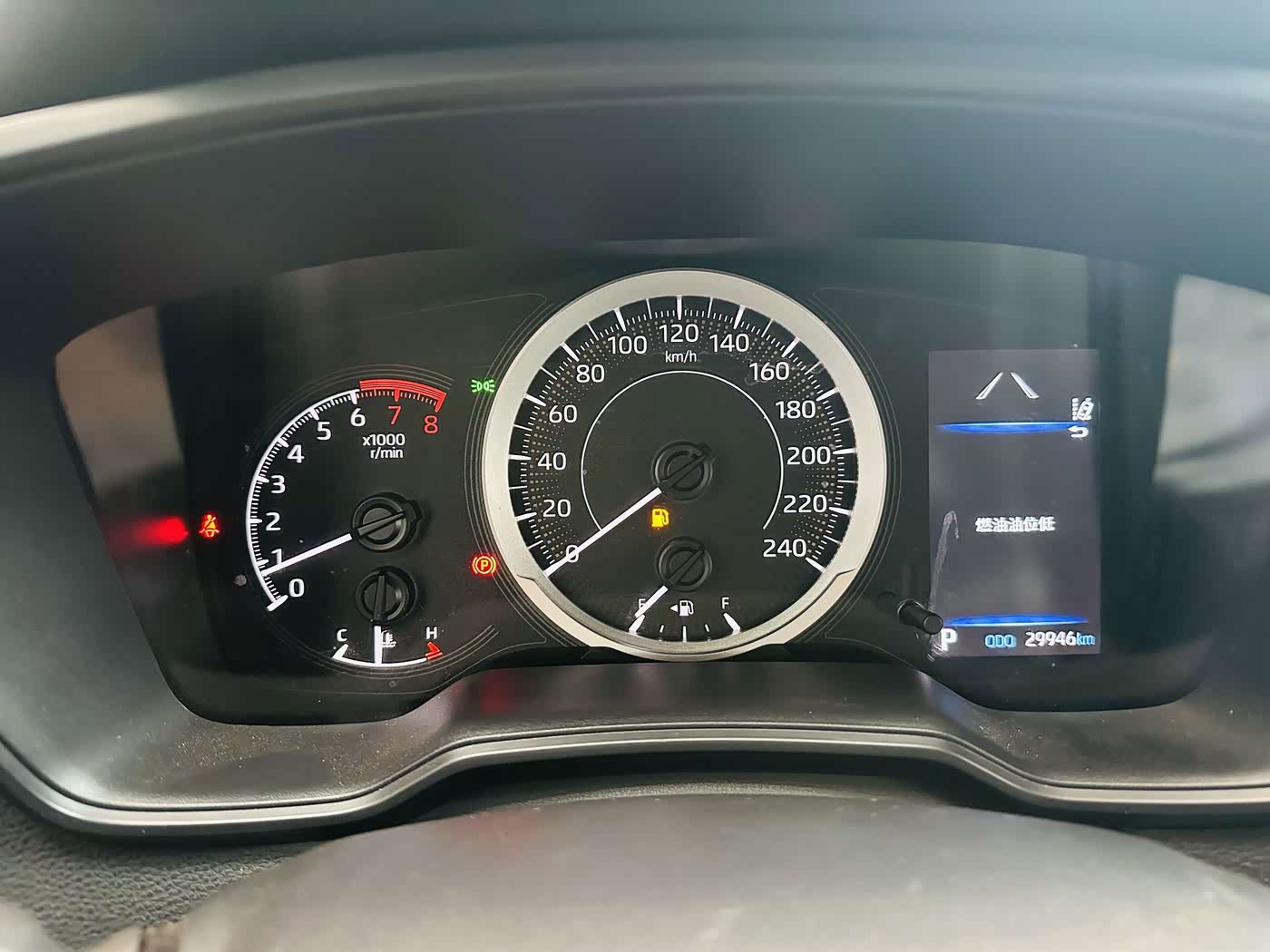 Toyota Corolla 1.2 л 2022 г. Белый, пробег 29000 км