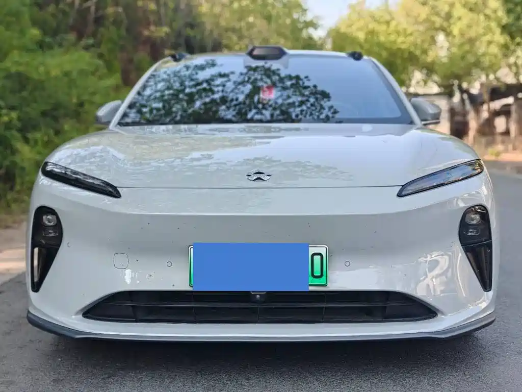 NIO ET5 — миниатюра 2