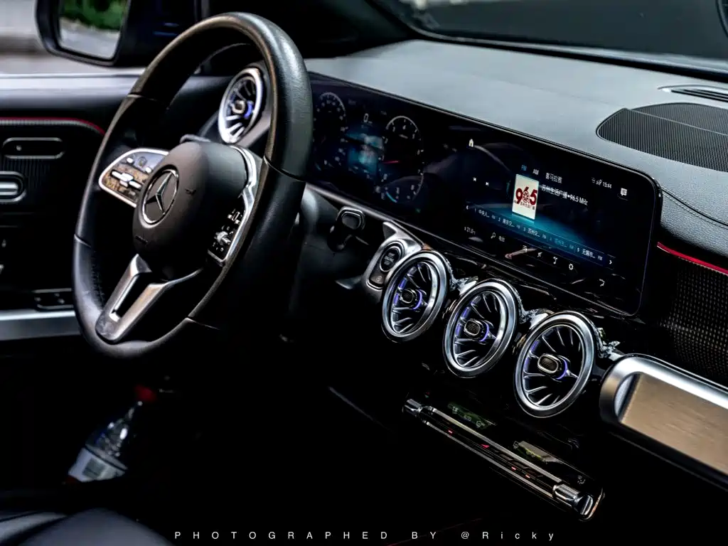 Mercedes-Benz GLB — миниатюра 6