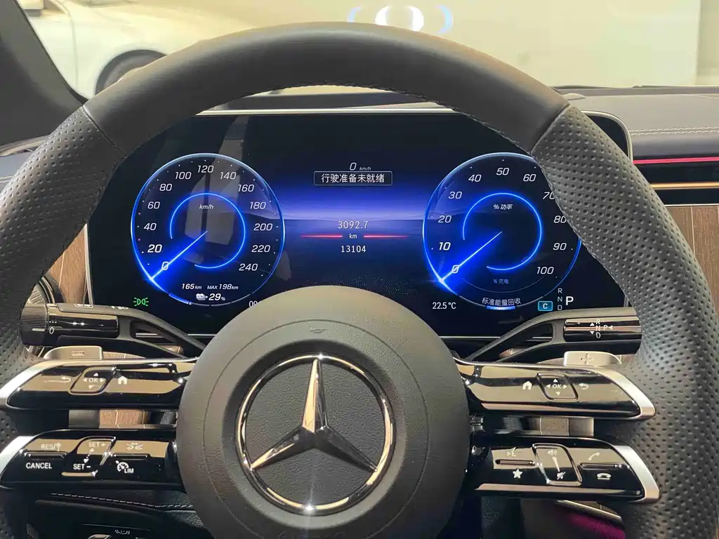 Mercedes-Benz EQE — миниатюра 15