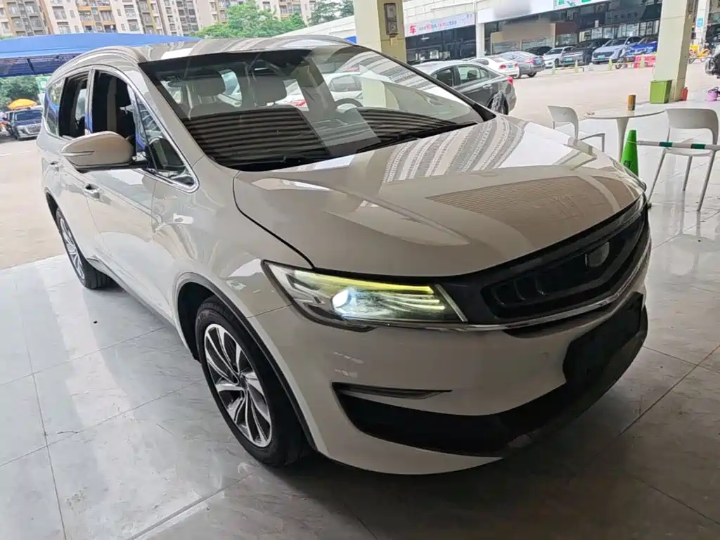 Geely Jia Ji — миниатюра 4