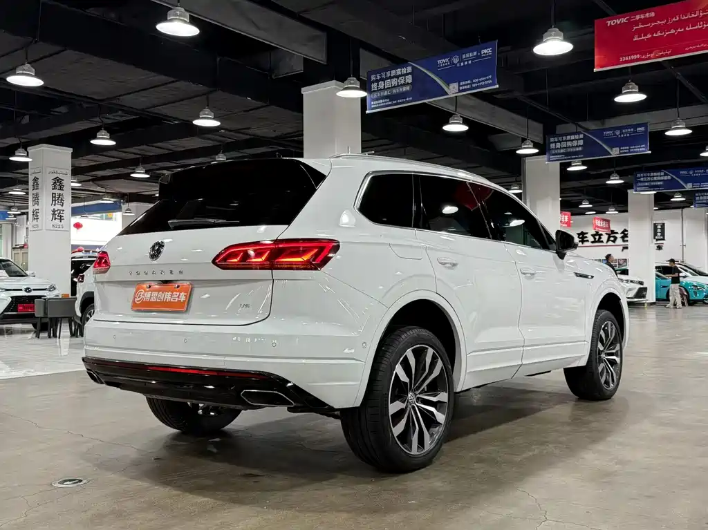 Volkswagen Touareg — миниатюра 9