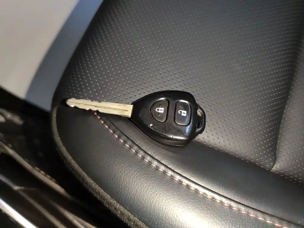 Toyota Yaris L — миниатюра 9
