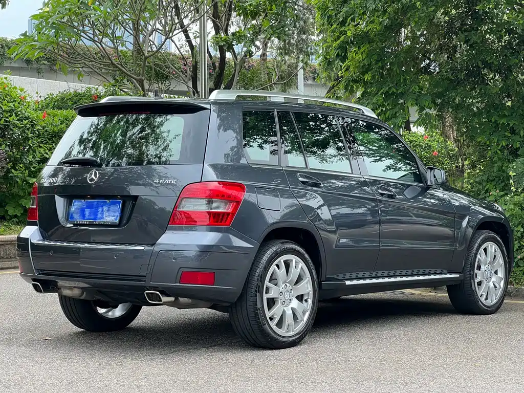 Mercedes-Benz GLK-Class (Import) — миниатюра 4