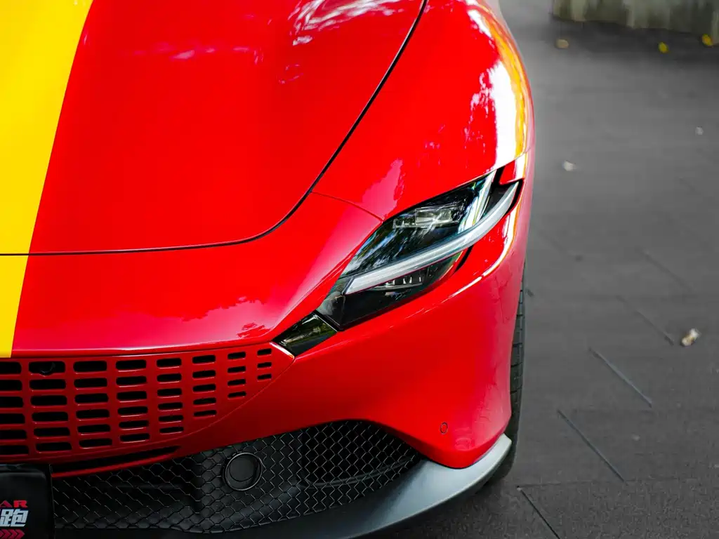 Ferrari Roma — миниатюра 10