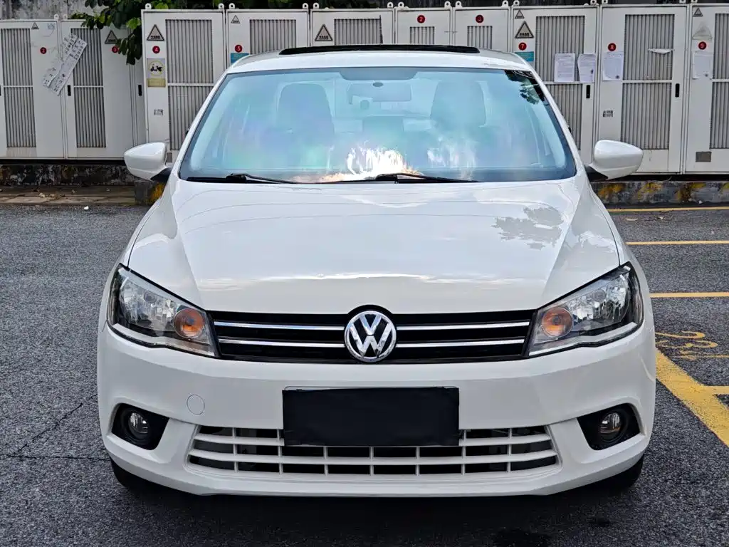 Volkswagen Jetta — миниатюра 2