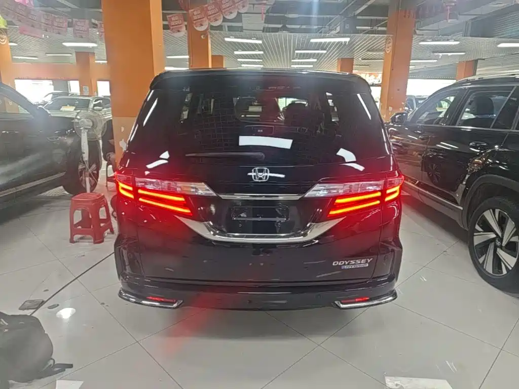 Honda Odyssey — миниатюра 6