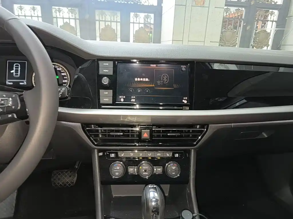 Volkswagen Lavida — миниатюра 13