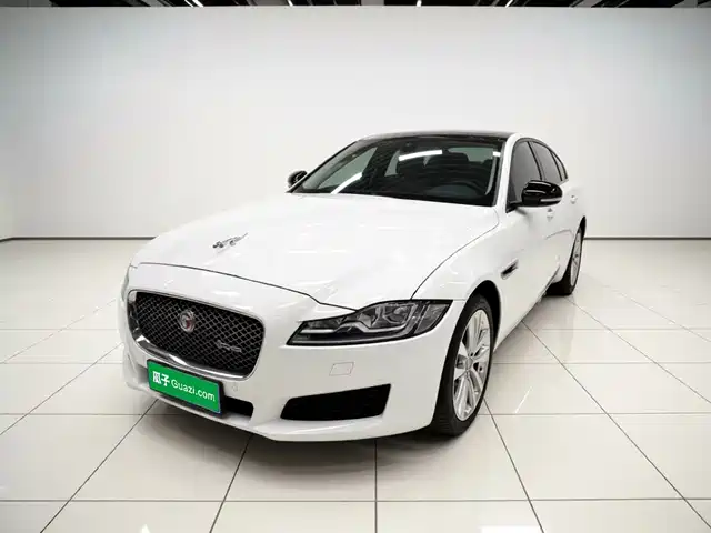 Jaguar XFL