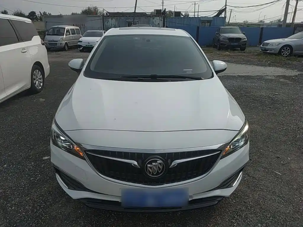Buick Verano — миниатюра 3