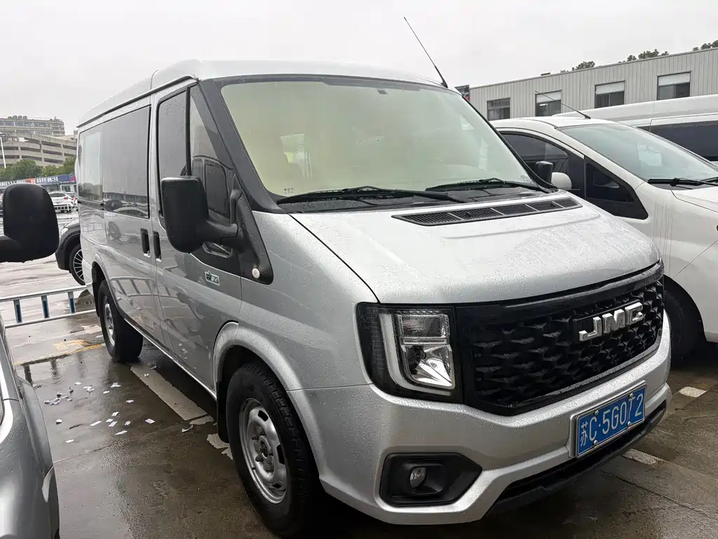 JMC JMC Fushun — миниатюра 3