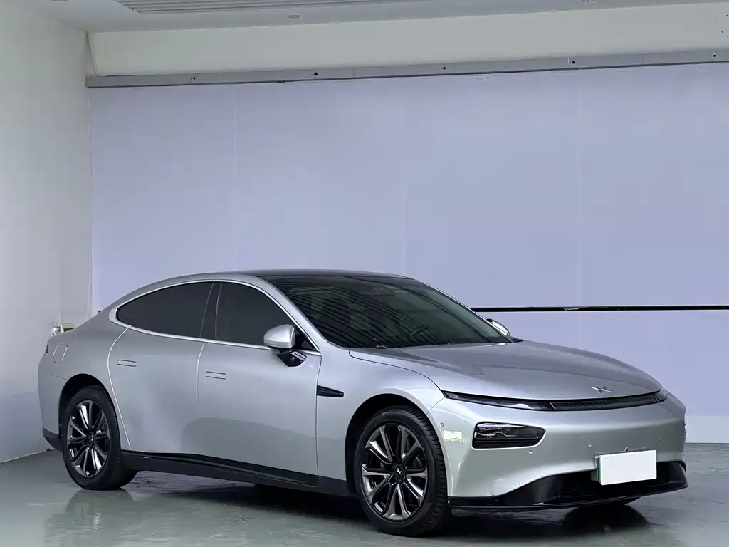 XPeng P7 — миниатюра 3