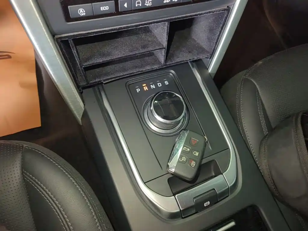 Land Rover Discovery Sport — миниатюра 14