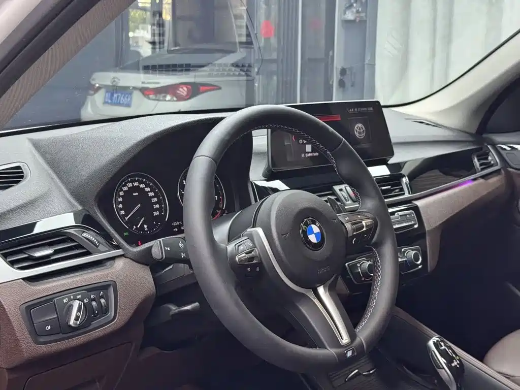 BMW X1 — миниатюра 5