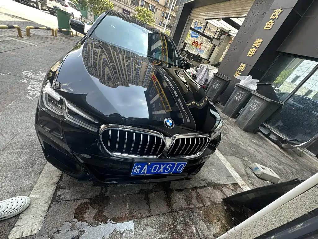 BMW 5 Series — миниатюра 2