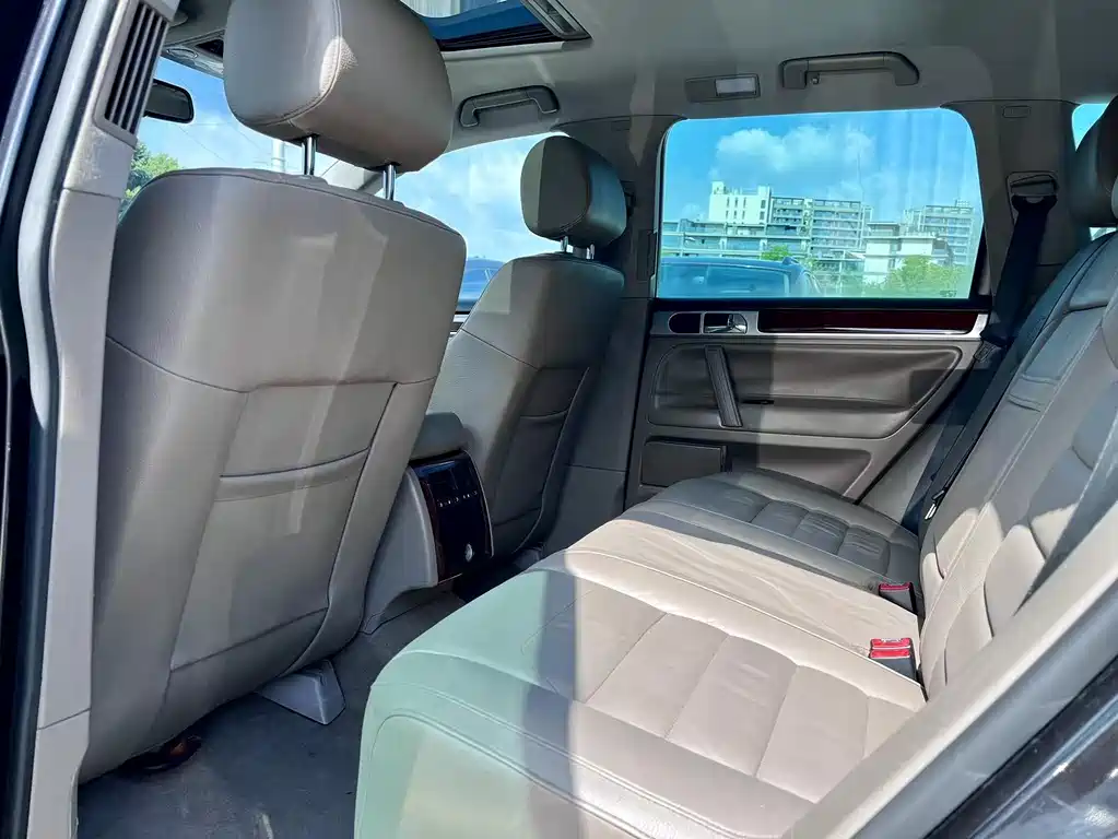 Volkswagen Touareg 2010 3.6 Luxury