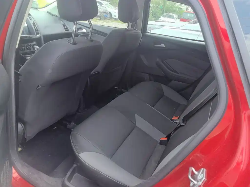 Ford Focus — миниатюра 17