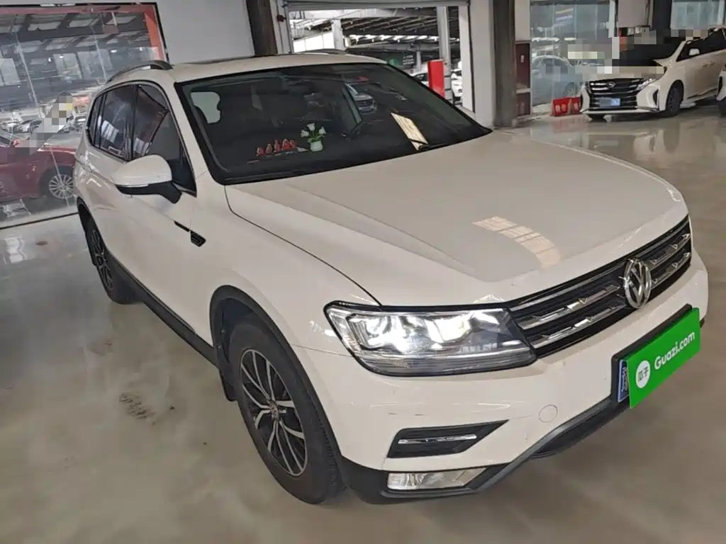 Volkswagen Tiguan L — миниатюра 4