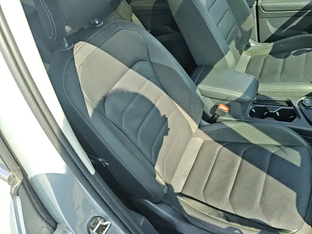 Volkswagen Tiguan L — миниатюра 25