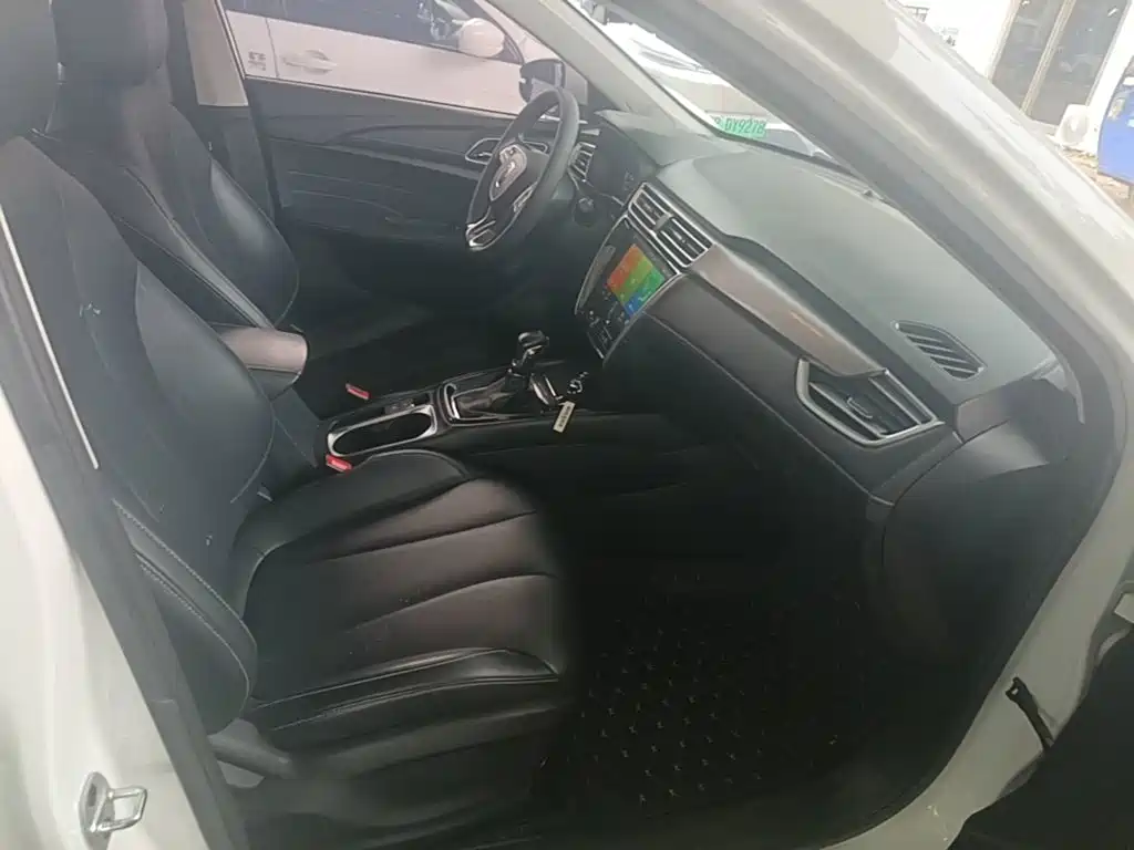 Roewe i5 — миниатюра 25