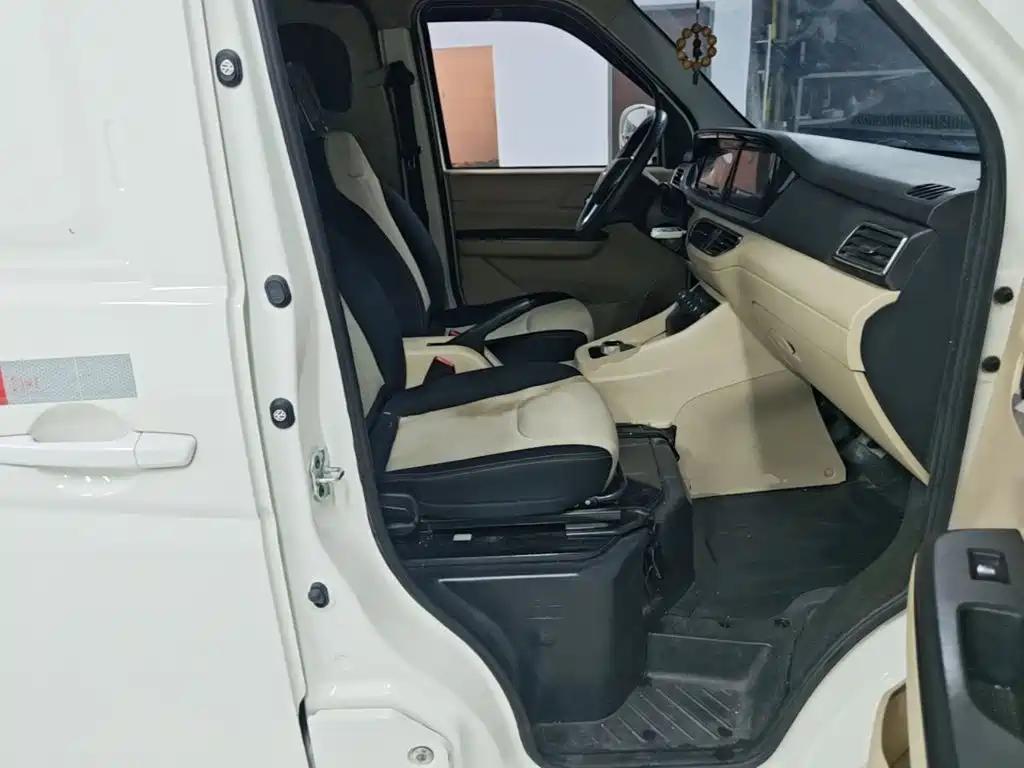 Kuayue Kuayue Star V7 EV — миниатюра 25