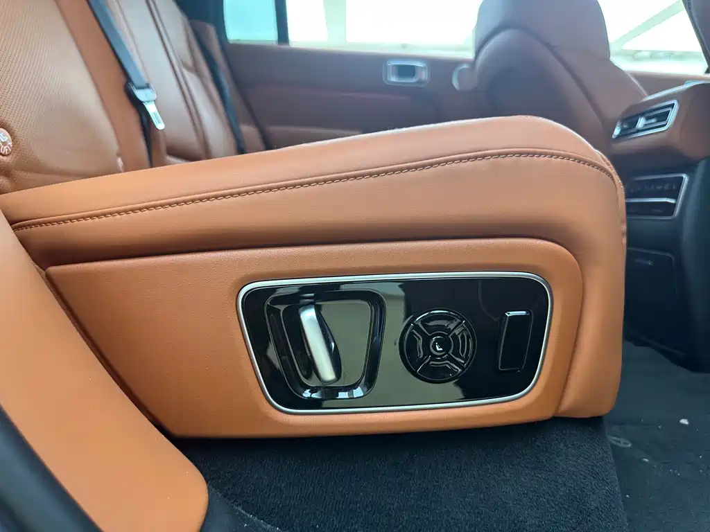Li Auto Li L7 — миниатюра 18
