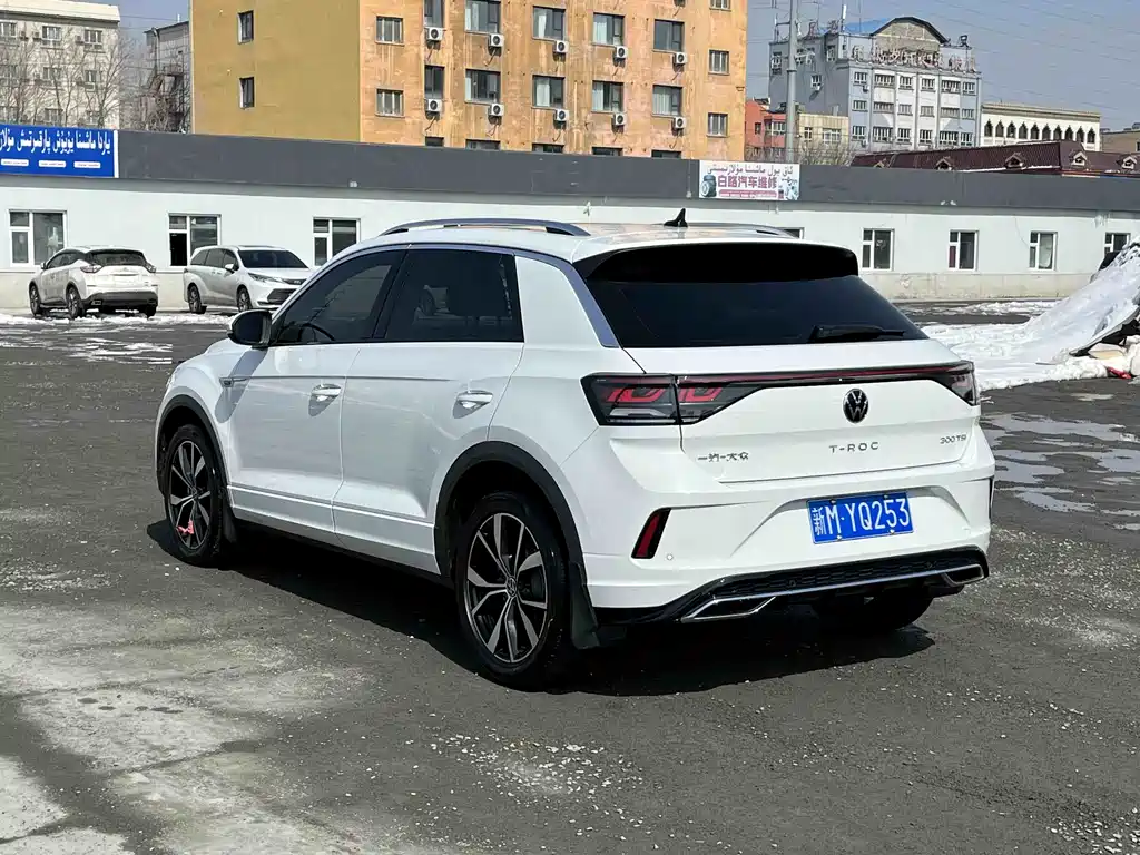 Volkswagen T-Roc 2024 300TSI DSG