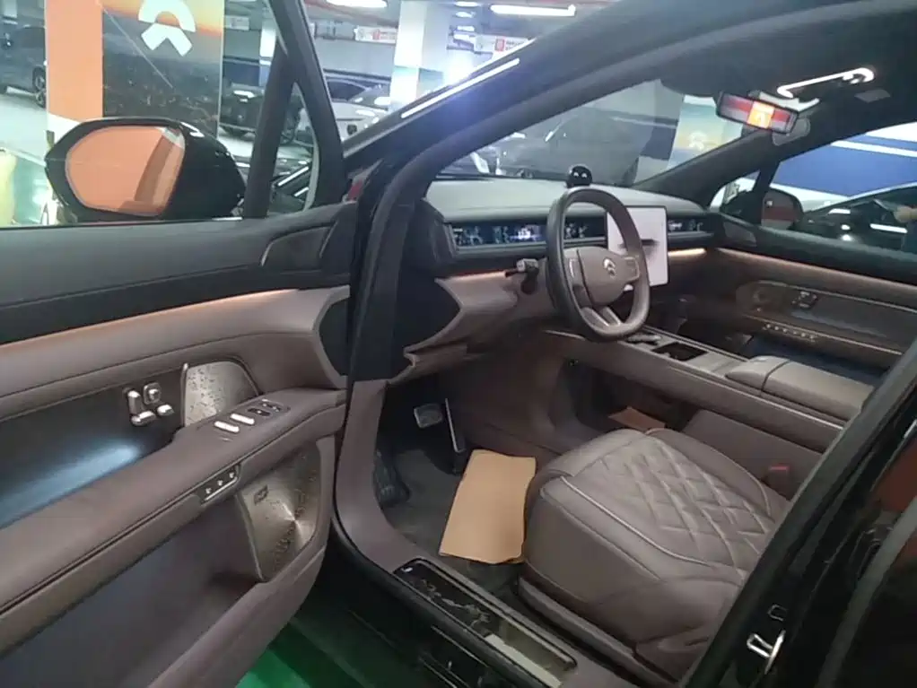 NIO ES8 — миниатюра 16