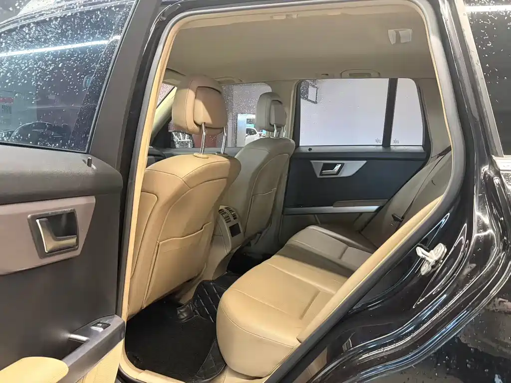 Mercedes-Benz GLK-Class (Import) — миниатюра 9