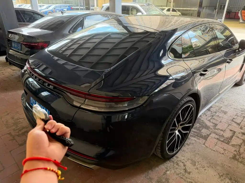 Porsche Panamera — миниатюра 6