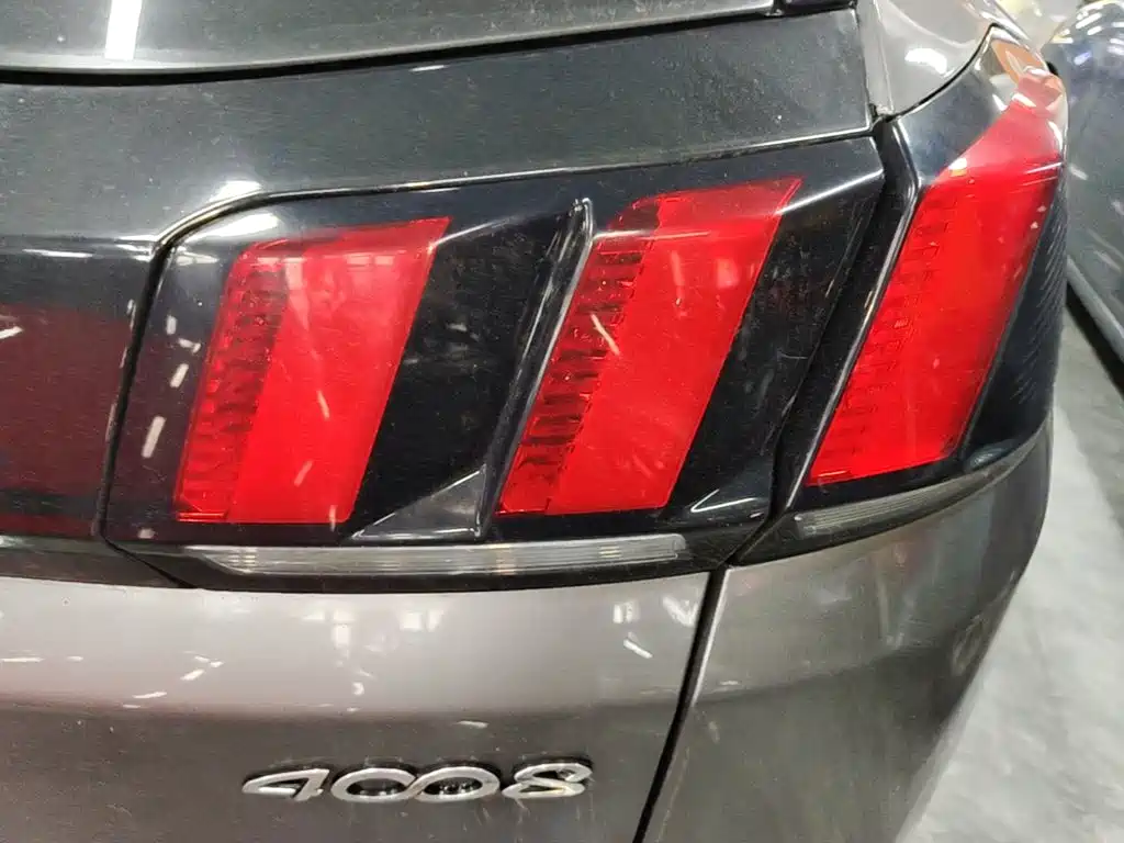 Peugeot 4008 — миниатюра 8
