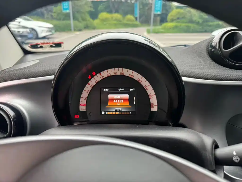 smart Smart Fortwo — миниатюра 8